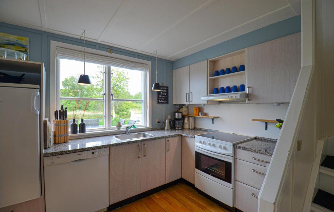 3 Bedroom Amazing Home In Ebeltoft Bagian luar foto