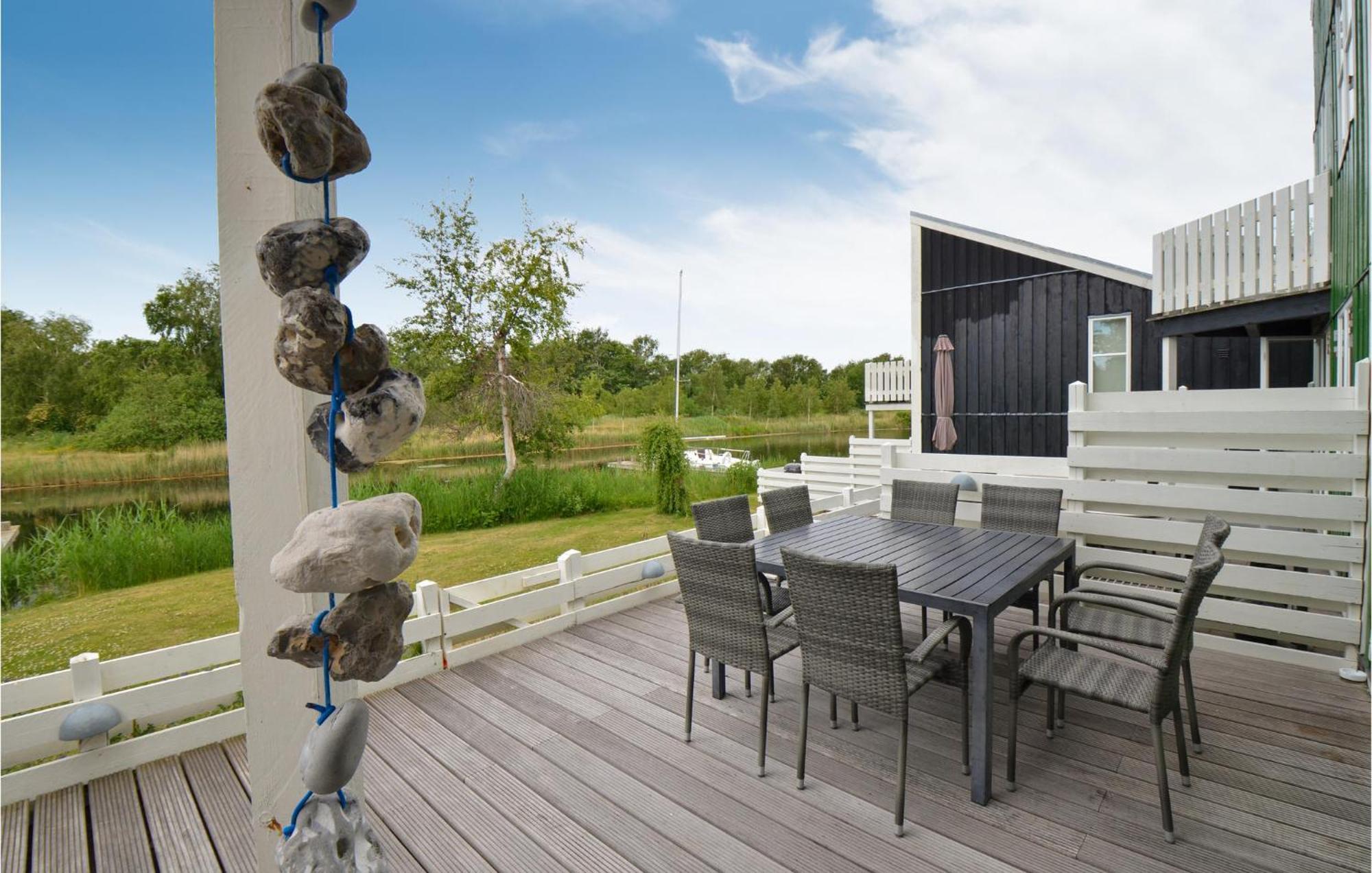 3 Bedroom Amazing Home In Ebeltoft Bagian luar foto